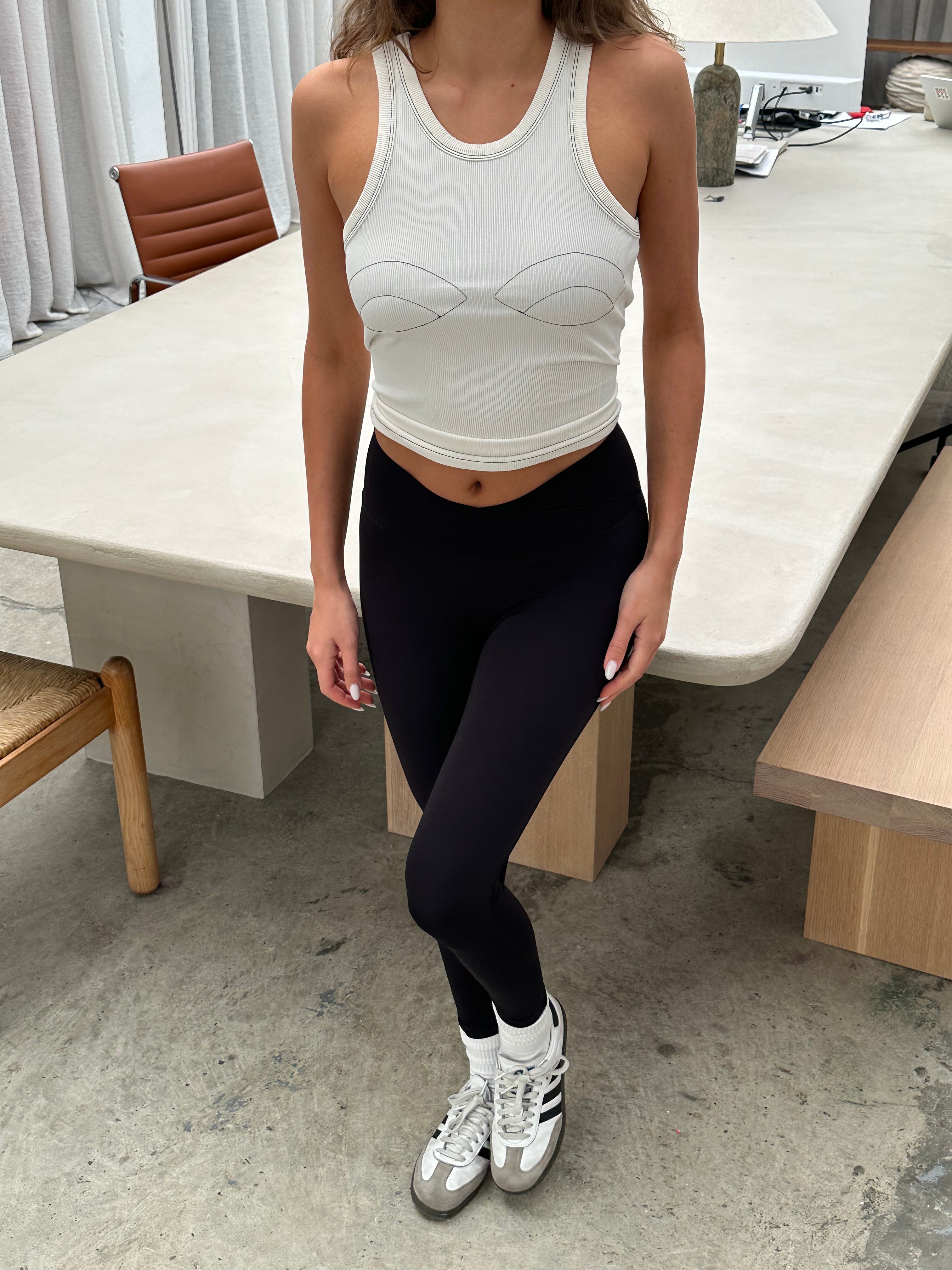 Criss Cross Waistband Leggings