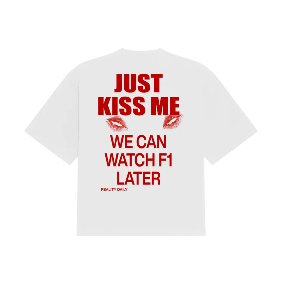 Kiss Me Tee