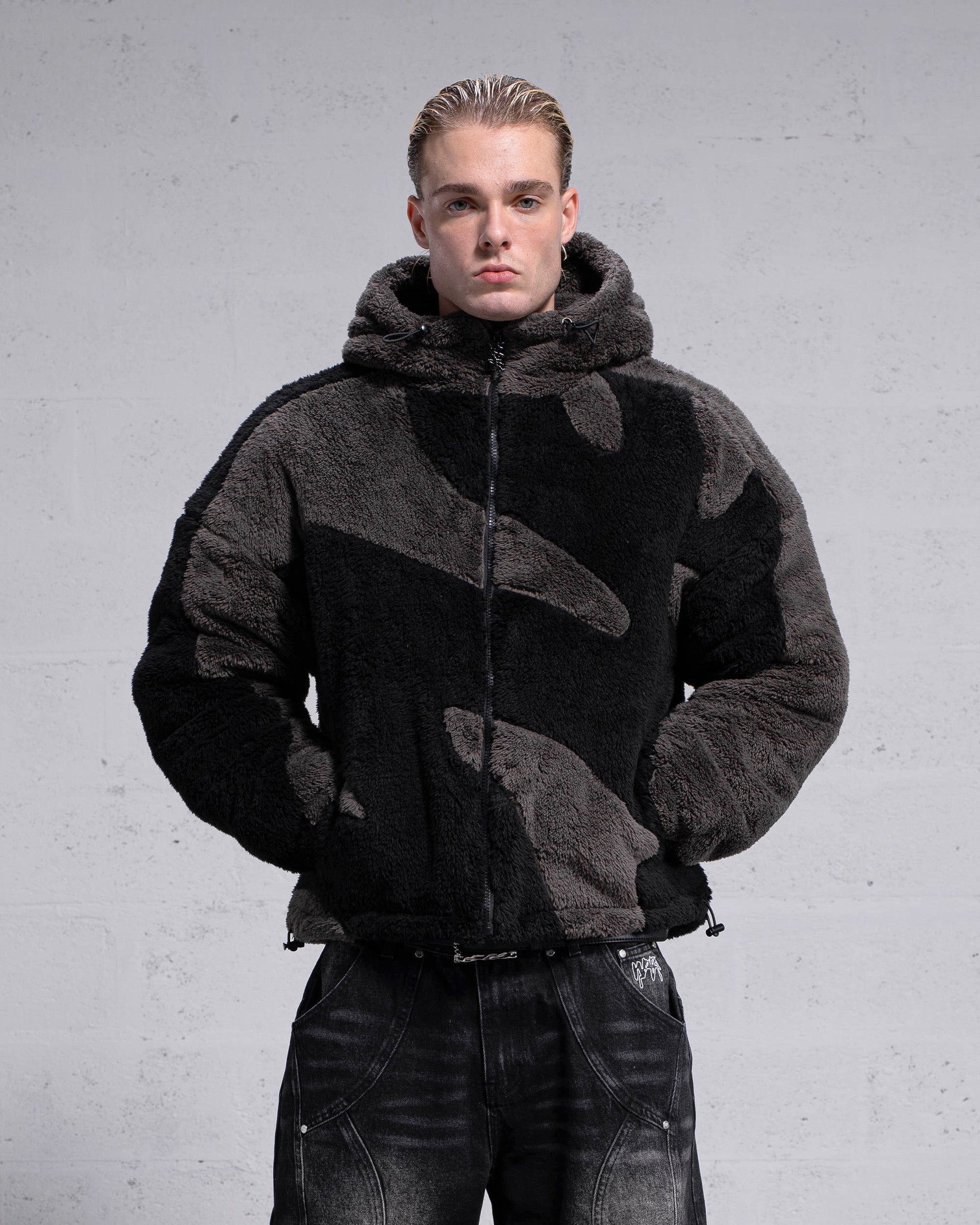 Fluffy Sherpa Jacket - Black