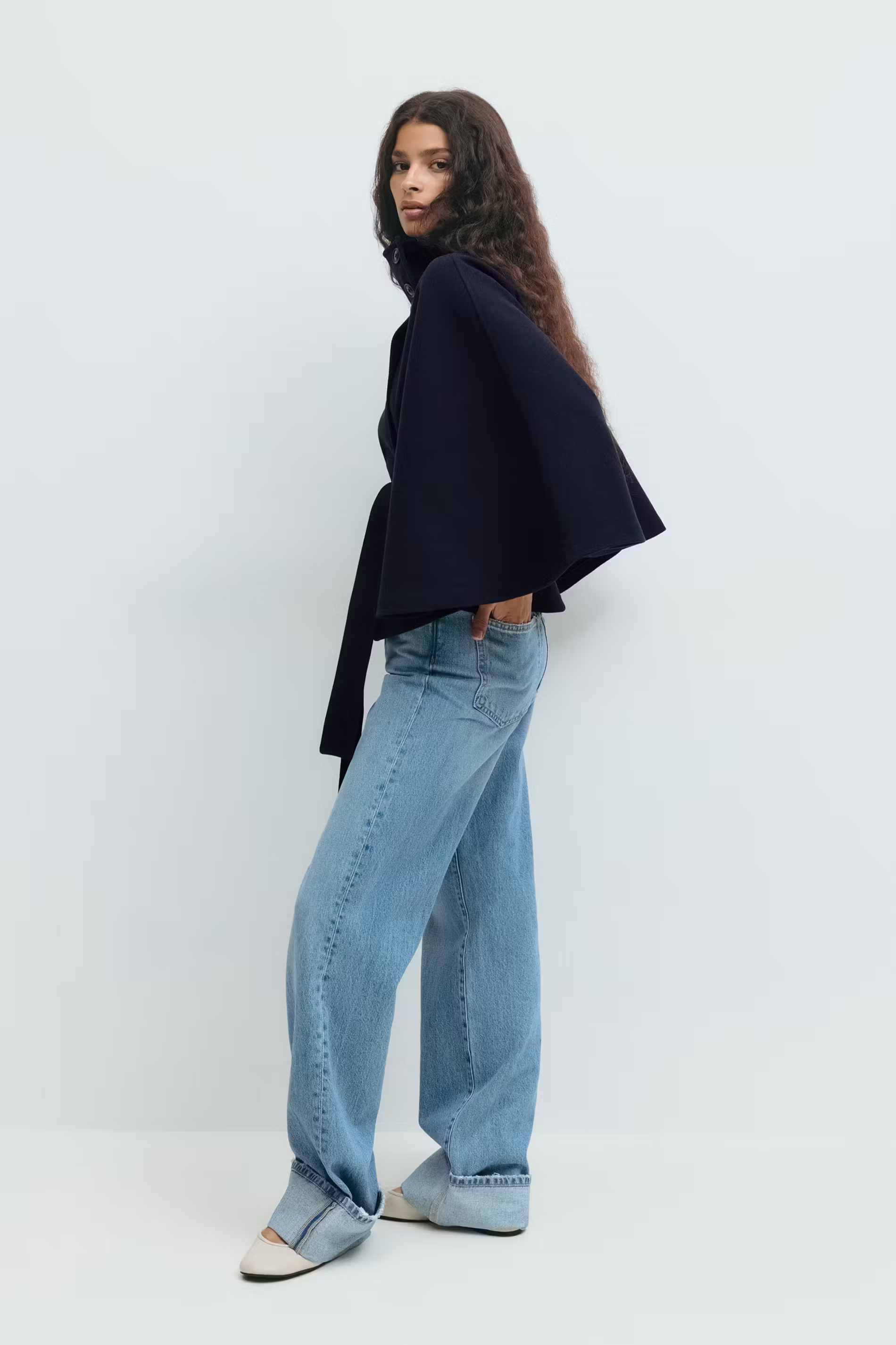 LUNIVA | Belt Cape Jacket