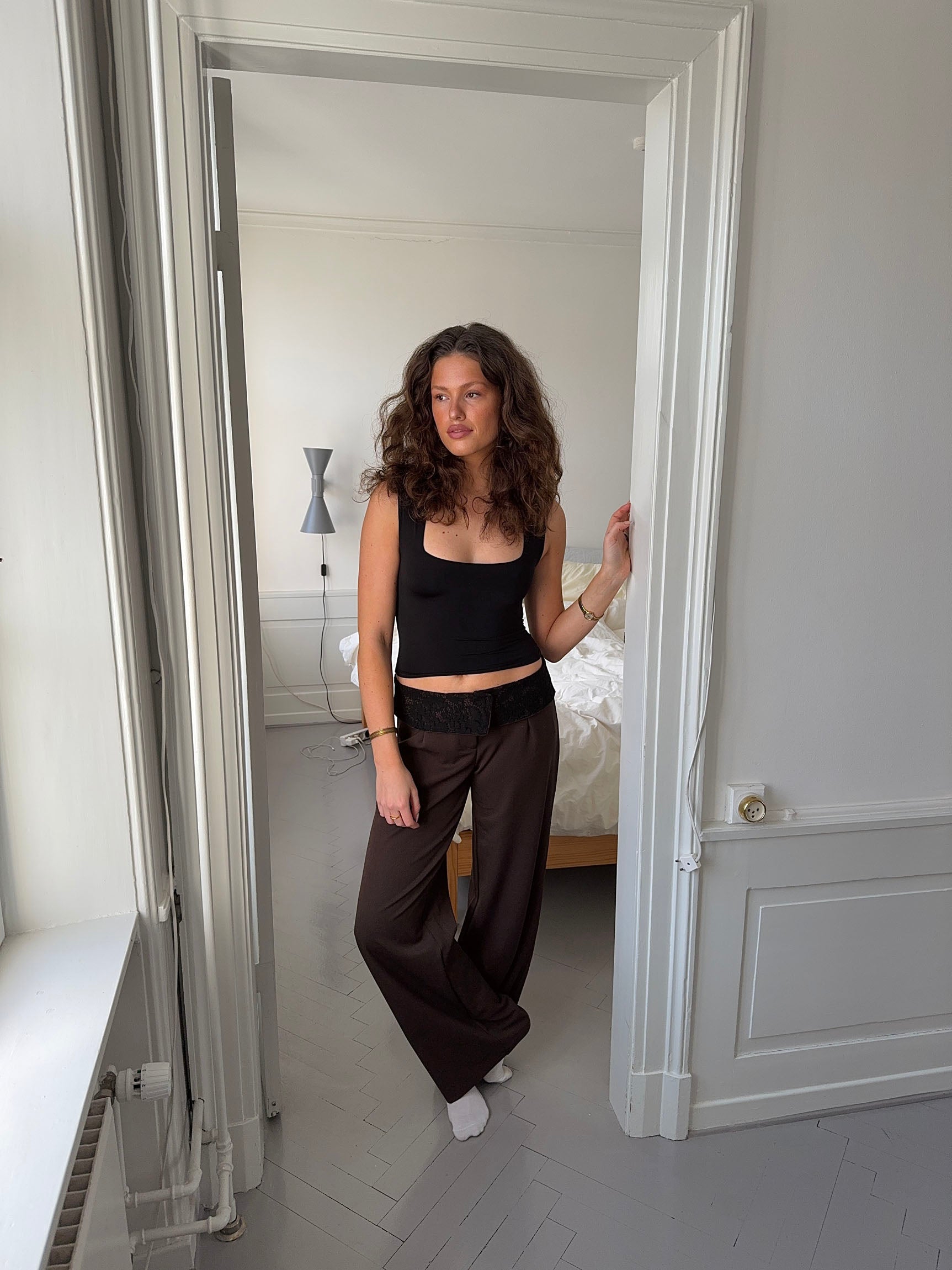 Calsia suit pants with lace trim - Brown