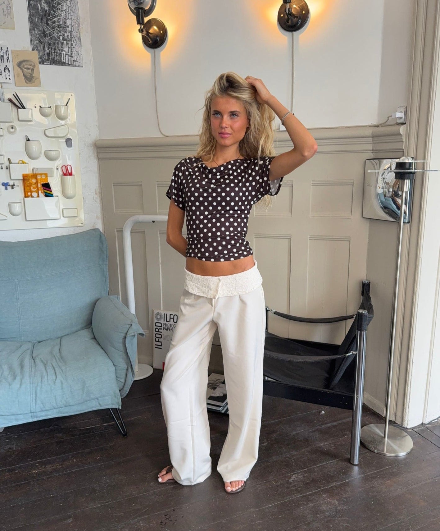 Calsia suit trousers with lace trim – Off white