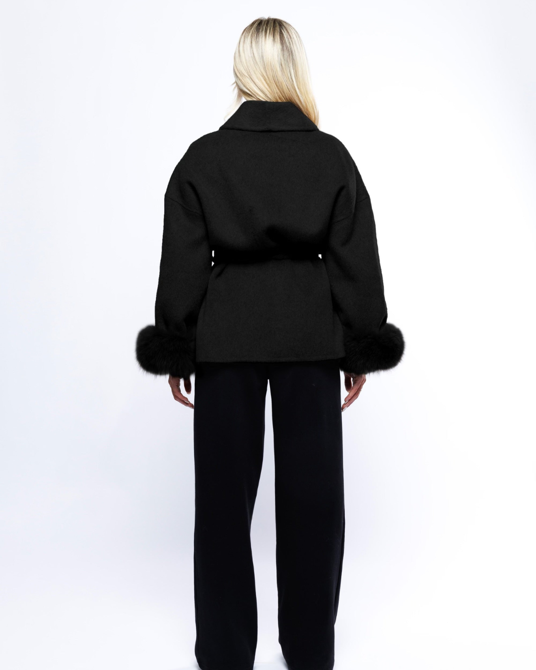 Samtblazer mit Schleife – Schwarz