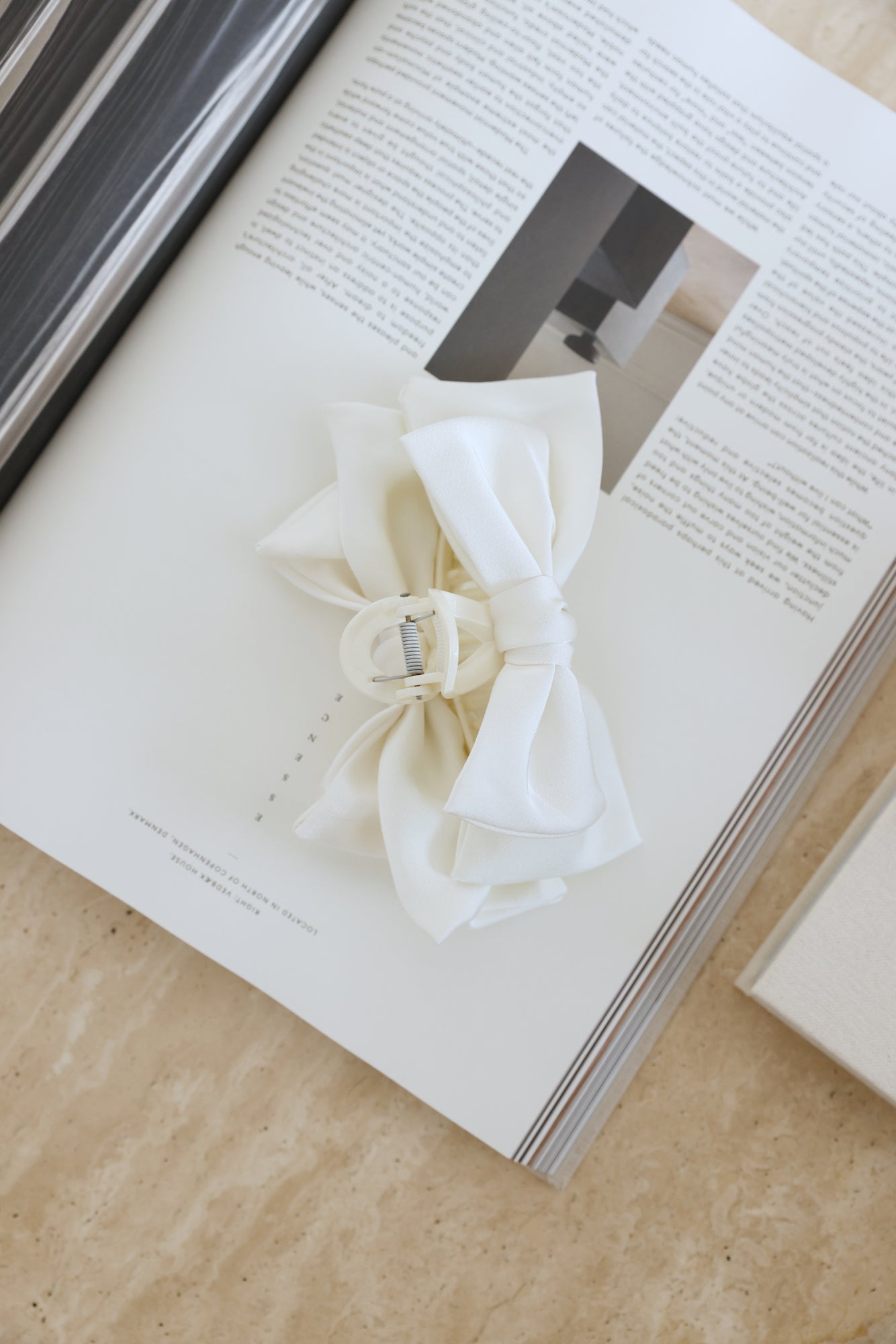 Fancy Bow Claw Clip Cream
