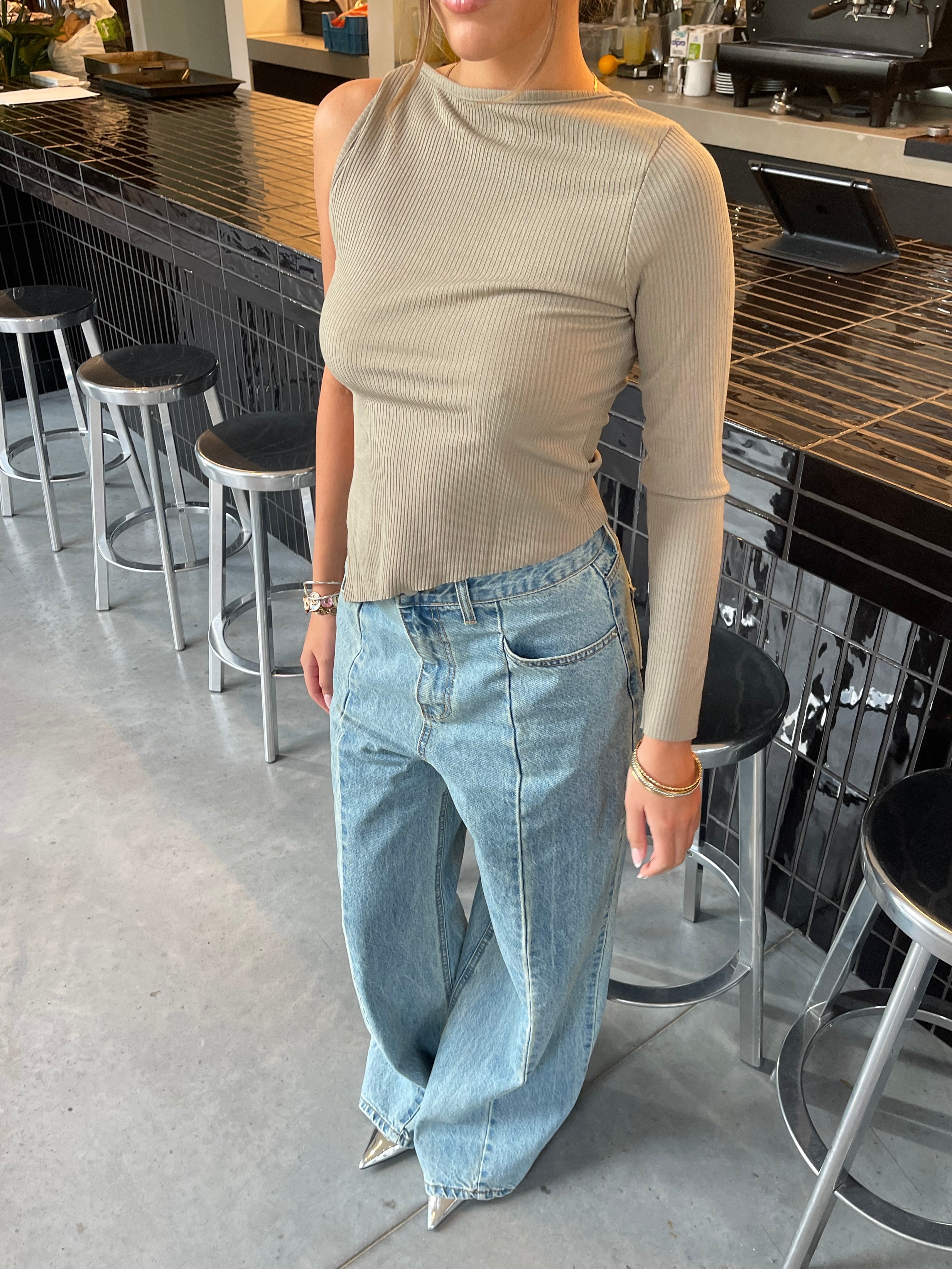 Flared Seam Detail Jeans Light Blue