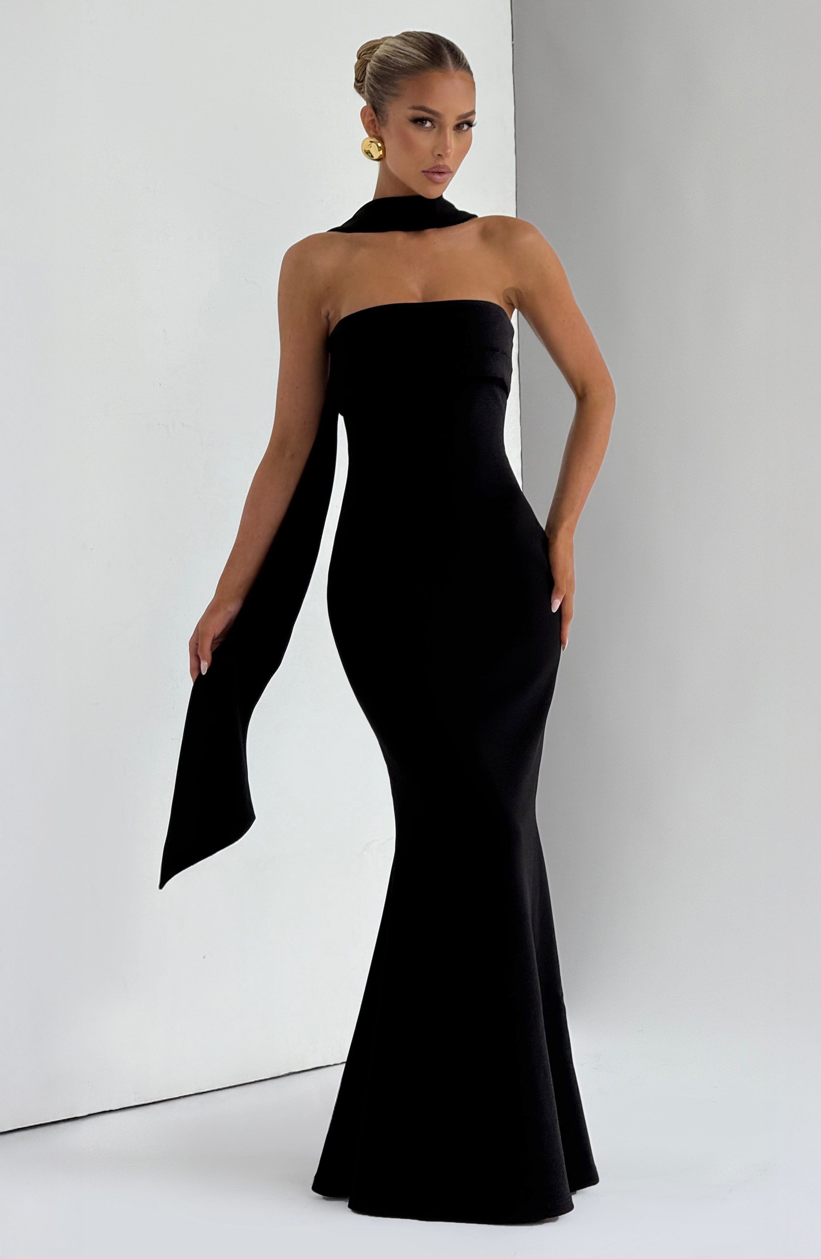 Leura Maxi Dress - Black