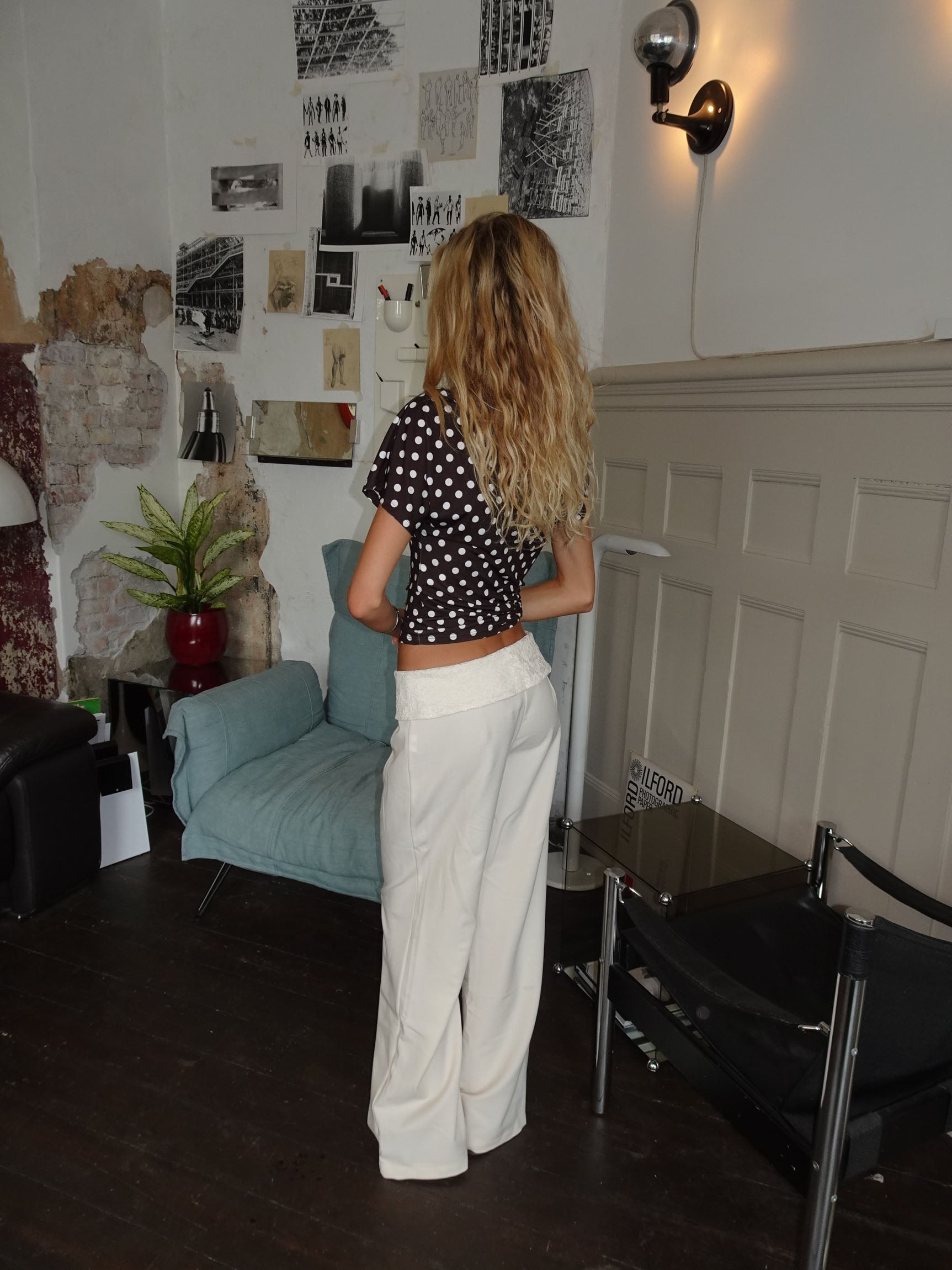 Calsia suit trousers with lace trim – Off white